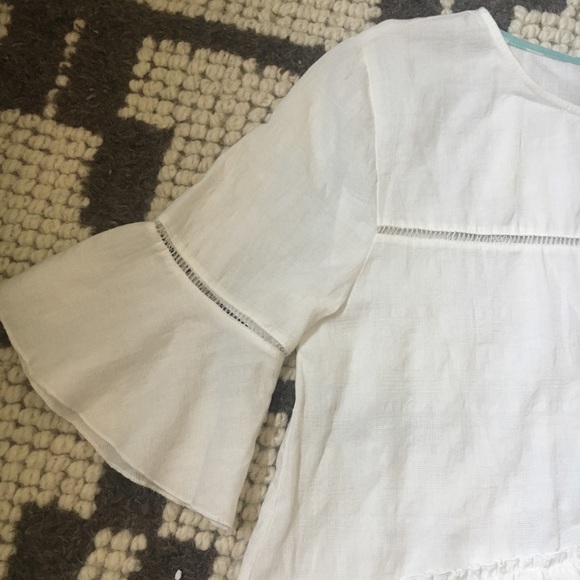 Anthropologie Tops - White cotton linen top with super cute details!